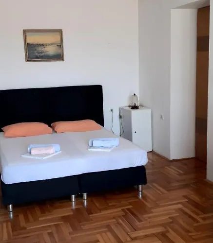 Stara Posta Gostinjska kuća Novi Vinodolski