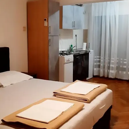 Stara Posta ゲストハウス 3*